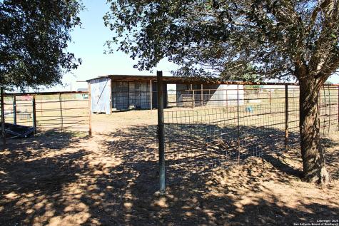 226 Fm 1107 Stockdale TX 78160