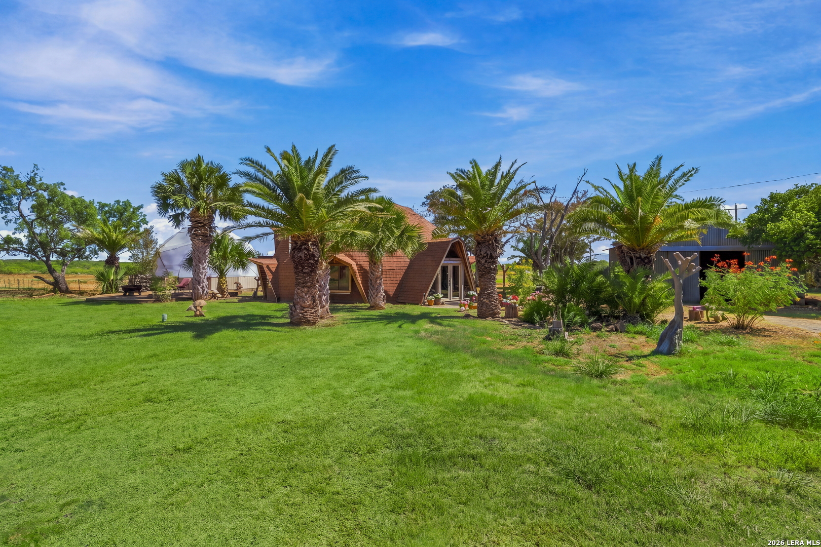 875 County Road 327 Pleasanton TX 78064