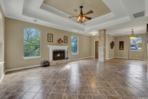 146 Creekview Canyon Lake TX 78133