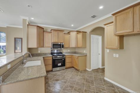 146 Creekview Canyon Lake TX 78133