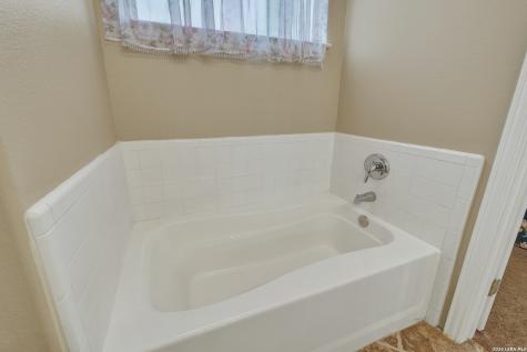 146 Creekview Canyon Lake TX 78133