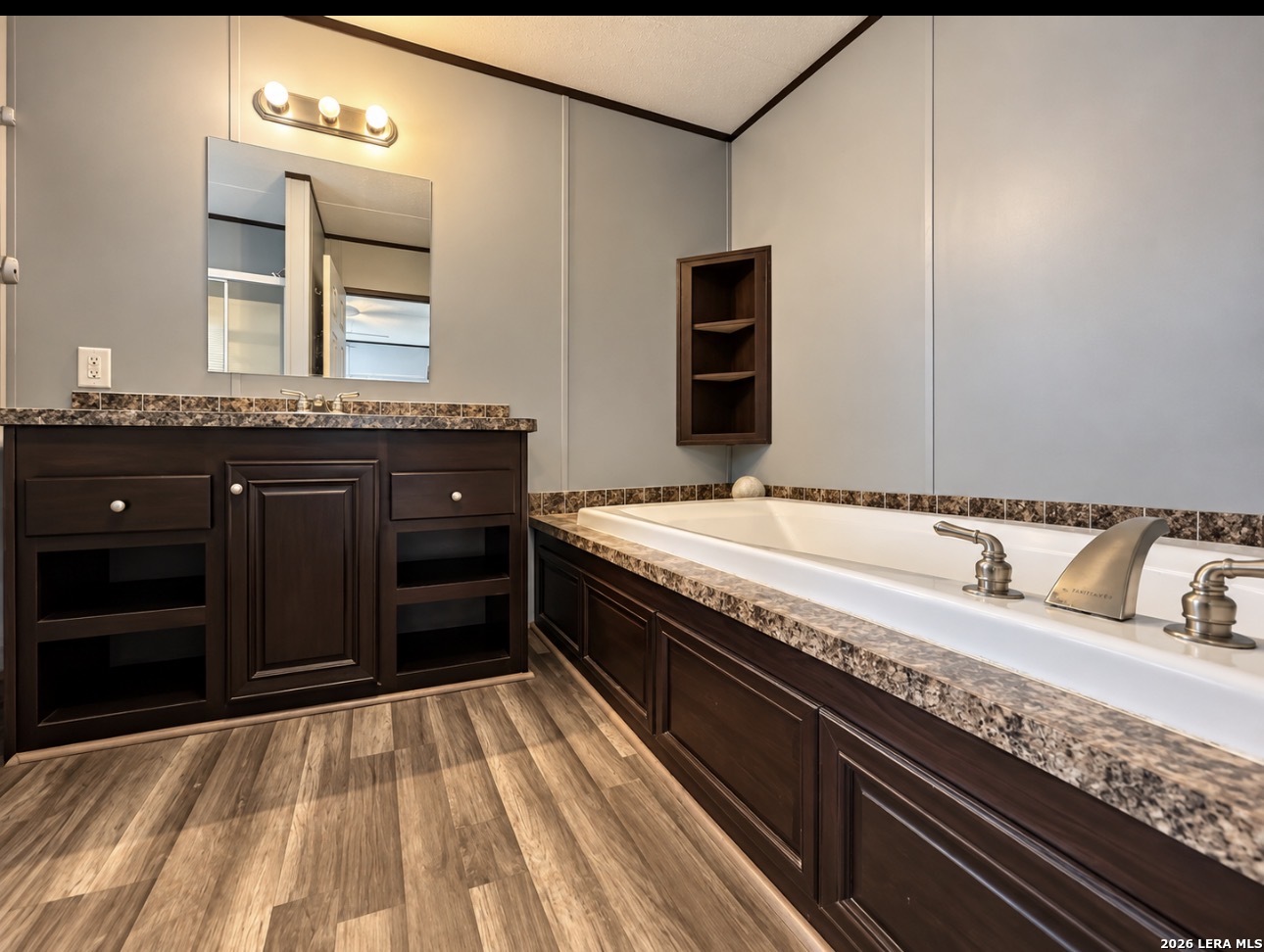 1708 Hill Street Three Rivers TX 78071