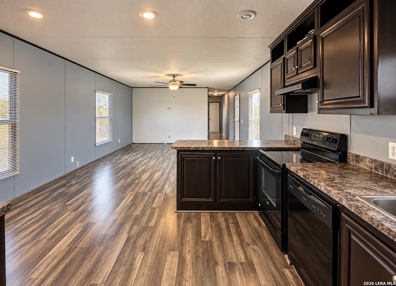 1708 Hill Street Three Rivers TX 78071