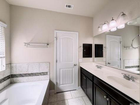 6027 Akin Song San Antonio TX 78261