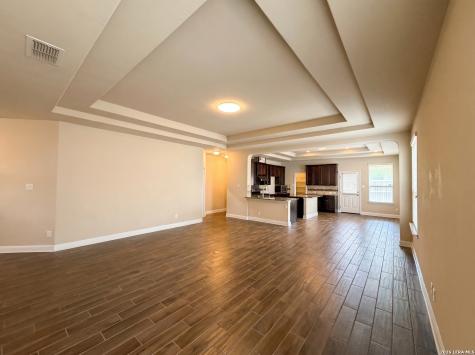 6027 Akin Song San Antonio TX 78261
