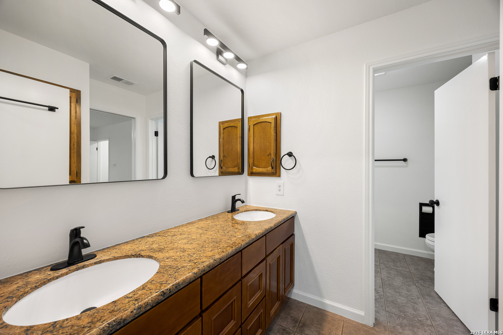 3003 Oak Sprawl San Antonio TX 78231