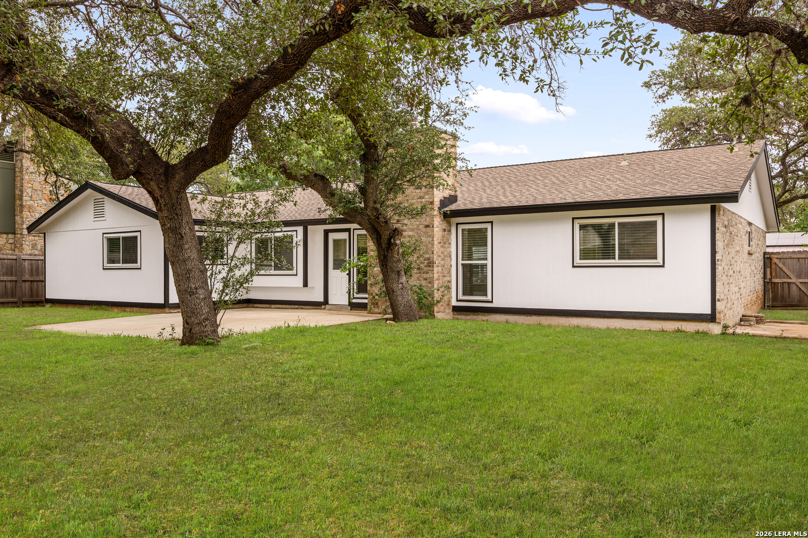 3003 Oak Sprawl San Antonio TX 78231