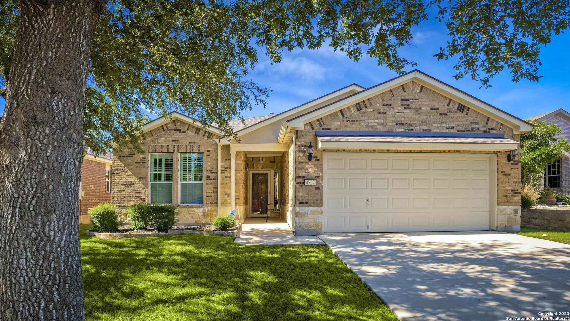 4527 Fort Boggy San Antonio TX 78253