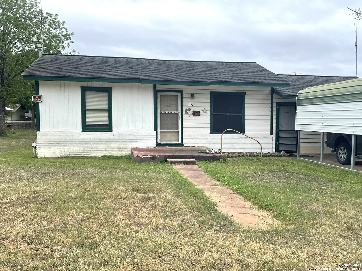 1110 Plum Street Jourdanton TX 78026