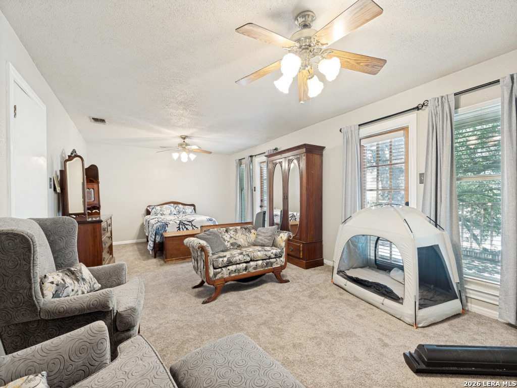 507 Ridge Bluff San Antonio TX 78216