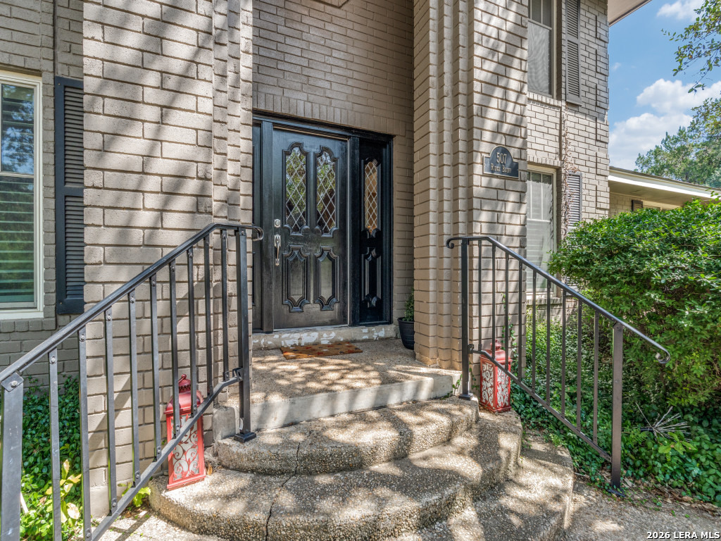 507 Ridge Bluff San Antonio TX 78216