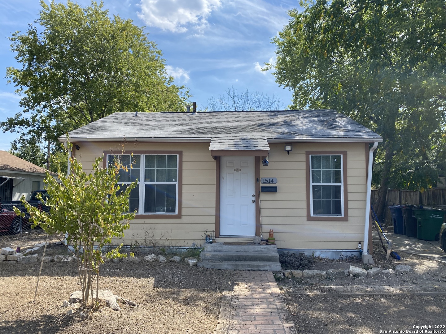 1514 W Mariposa Drive San Antonio TX 78201