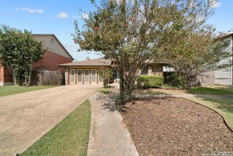 5523 Park Lake San Antonio TX 78244