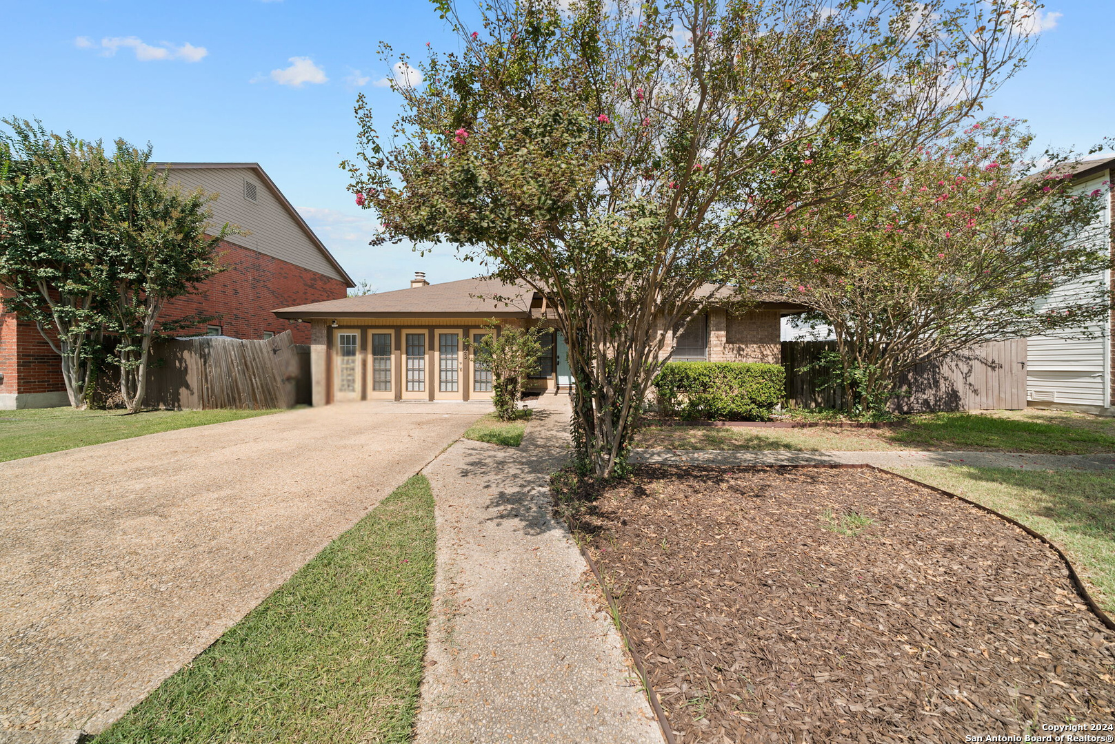 5523 Park Lake San Antonio TX 78244