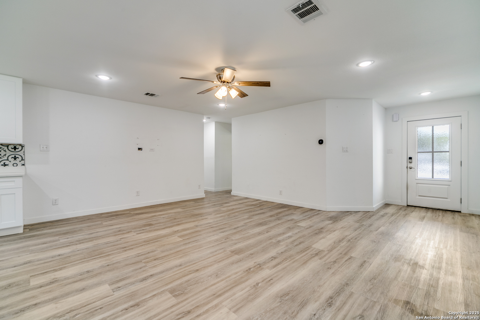 9311 Bendell San Antonio TX 78250