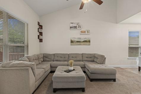 6111 Big Bend Cove San Antonio TX 78253