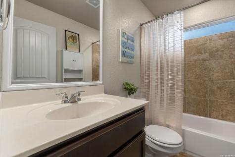 6111 Big Bend Cove San Antonio TX 78253