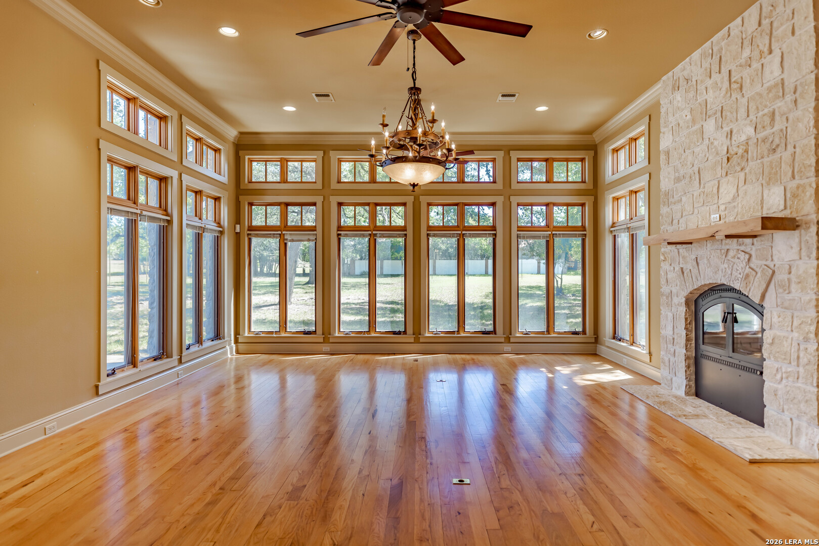 1104 Lois Street Kerrville TX 78028