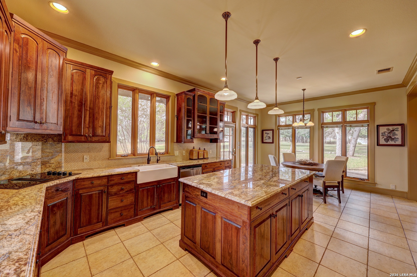 1104 Lois Street Kerrville TX 78028