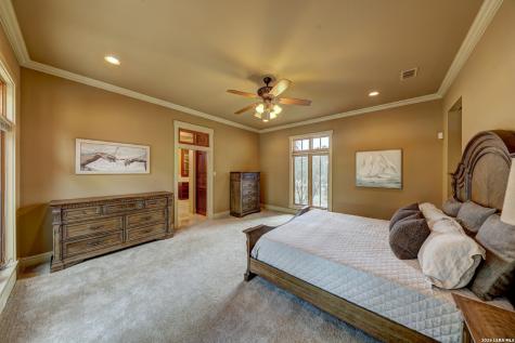 1104 Lois Street Kerrville TX 78028