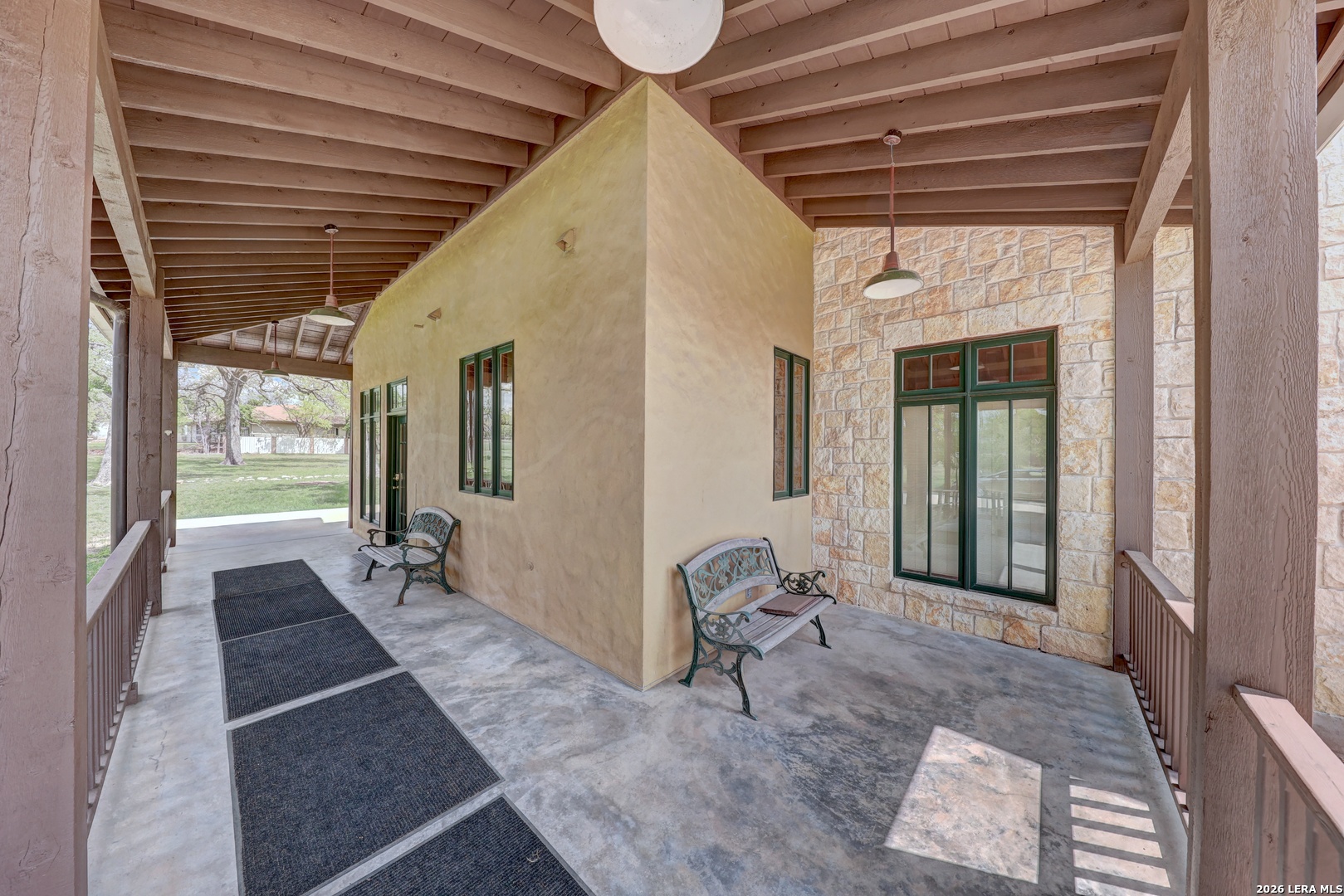 1104 Lois Street Kerrville TX 78028