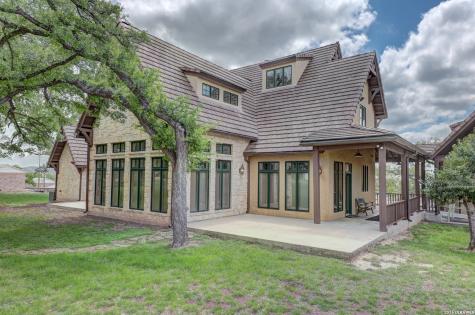 1104 Lois Street Kerrville TX 78028