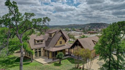 1104 Lois Street Kerrville TX 78028