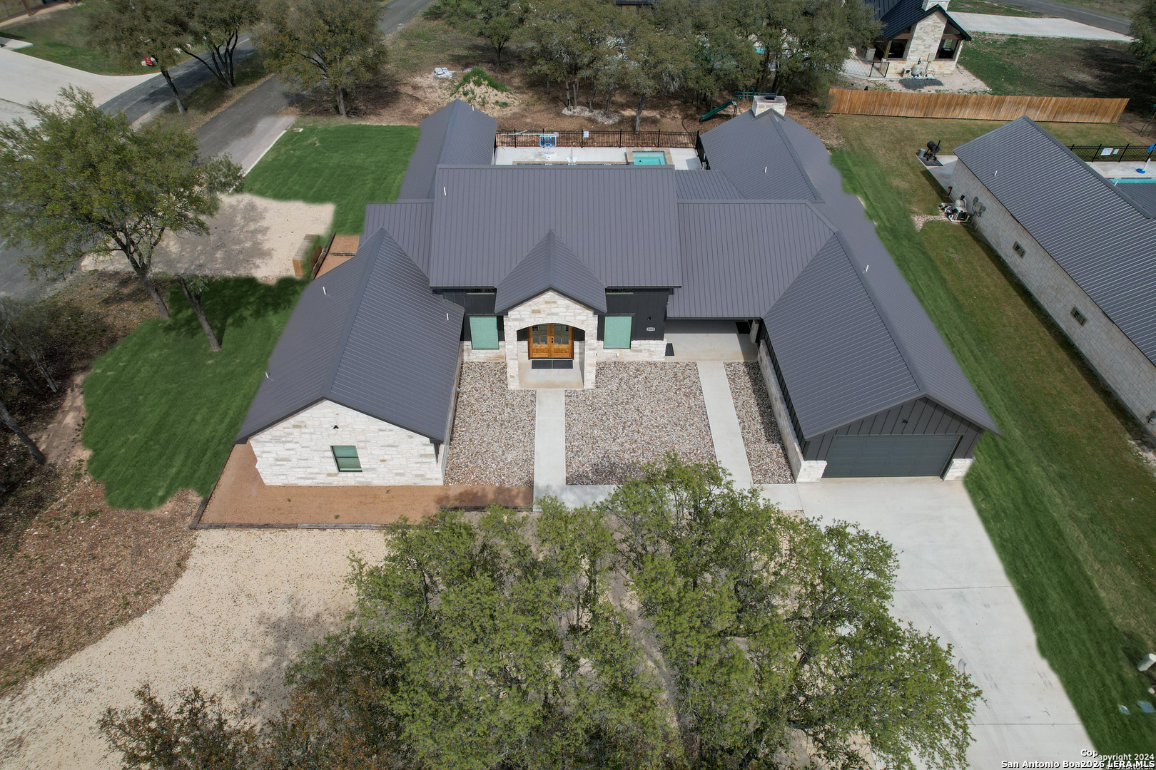 1450 Mountain Valley Concan TX 78838