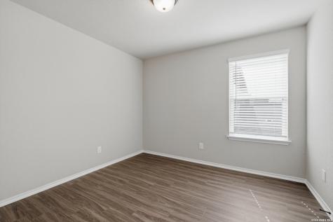 4939 Mala Vida San Antonio TX 78222