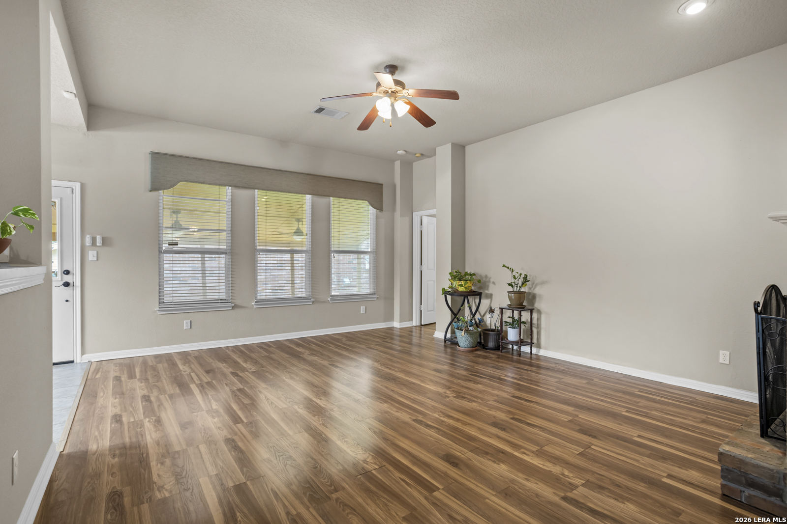 2847 Lakehills San Antonio TX 78251