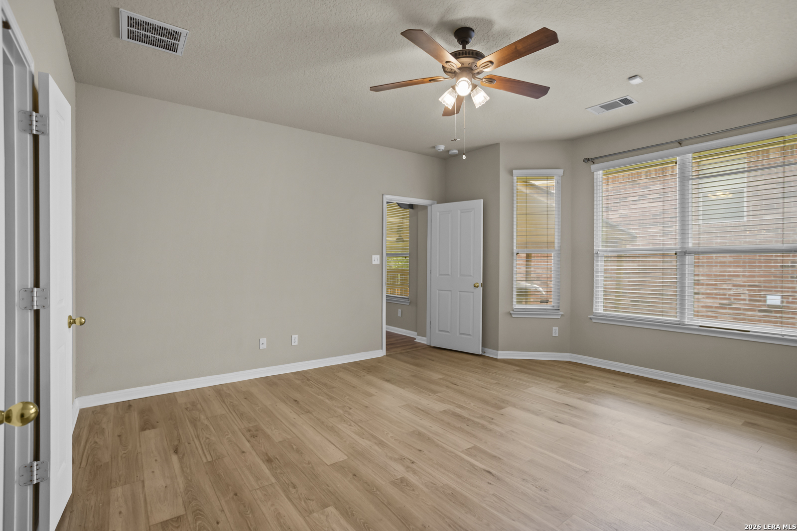 2847 Lakehills San Antonio TX 78251