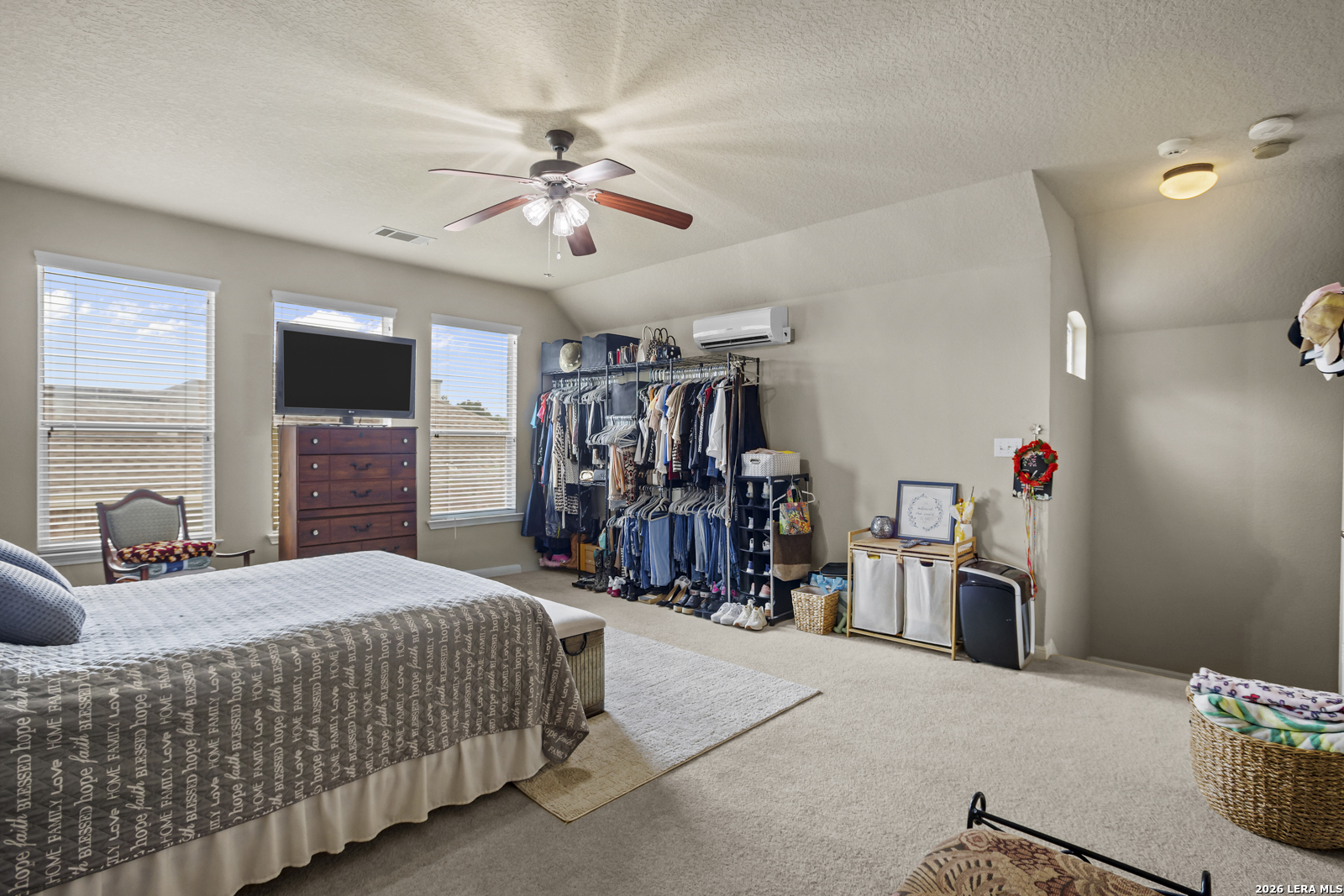 2847 Lakehills San Antonio TX 78251