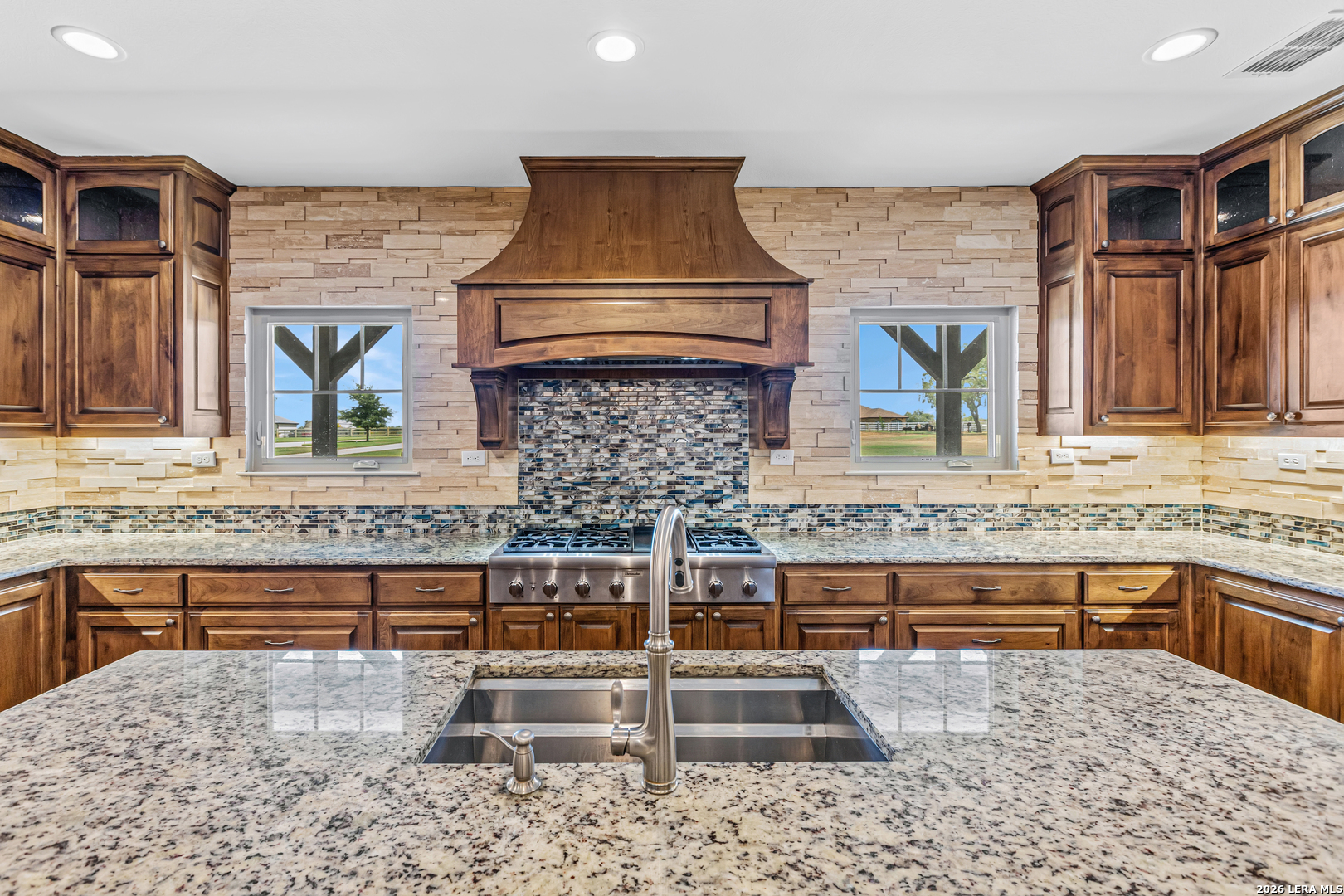 2729 County Road 357 La Vernia TX 78121