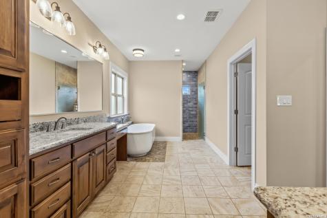 2729 County Road 357 La Vernia TX 78121
