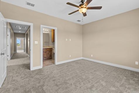 2729 County Road 357 La Vernia TX 78121