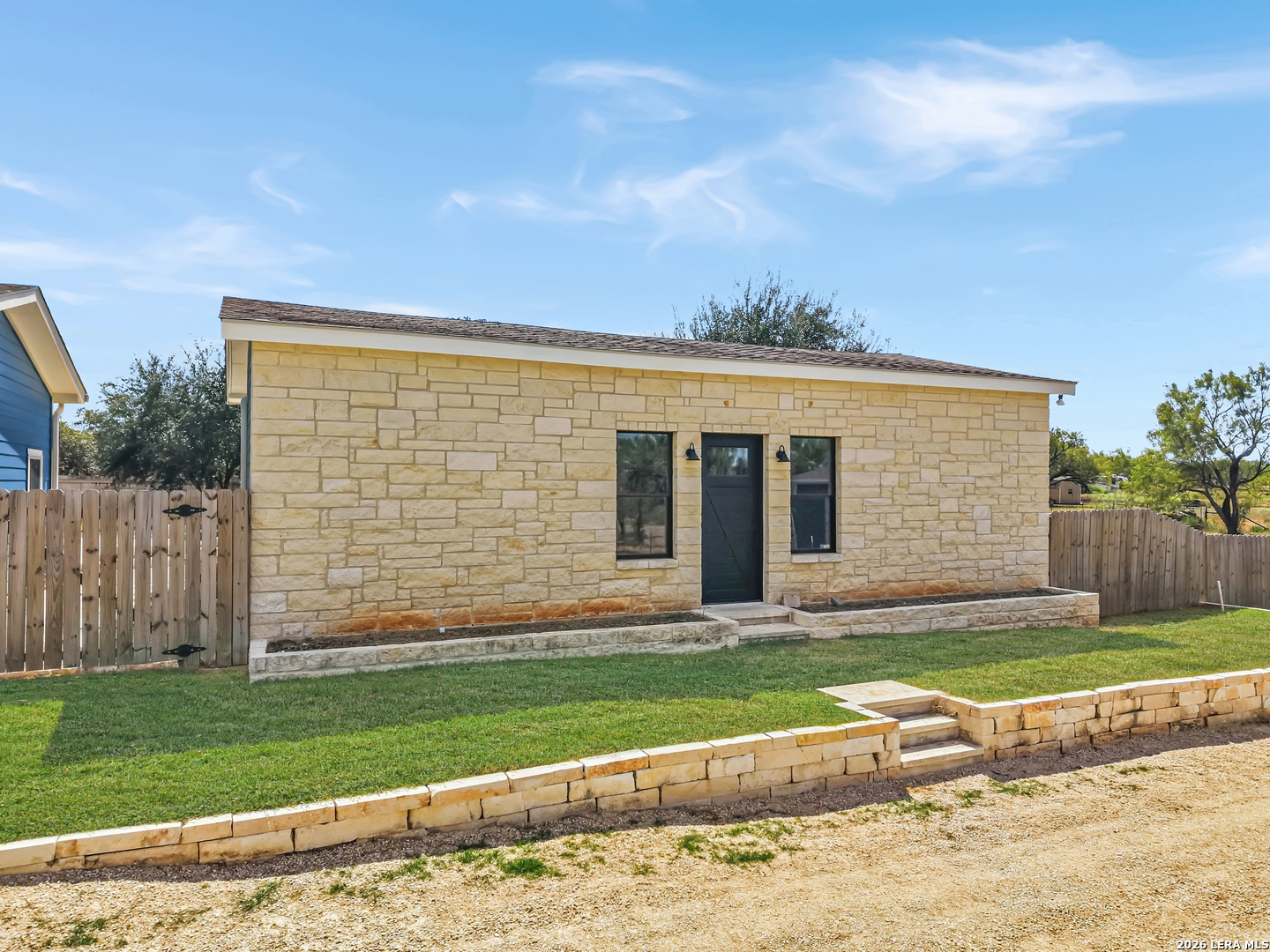 2729 County Road 357 La Vernia TX 78121