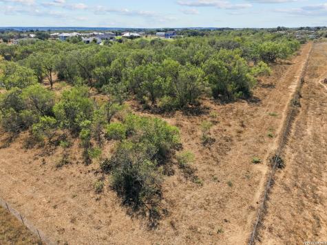 2729 County Road 357 La Vernia TX 78121