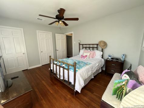 522 Marquette Drive San Antonio TX 78228