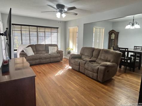 522 Marquette Drive San Antonio TX 78228
