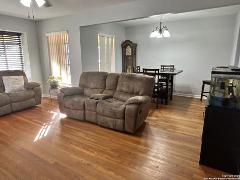 522 Marquette Drive San Antonio TX 78228