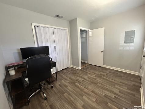 522 Marquette Drive San Antonio TX 78228