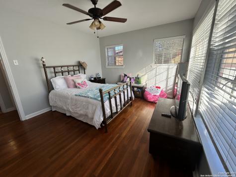 522 Marquette Drive San Antonio TX 78228