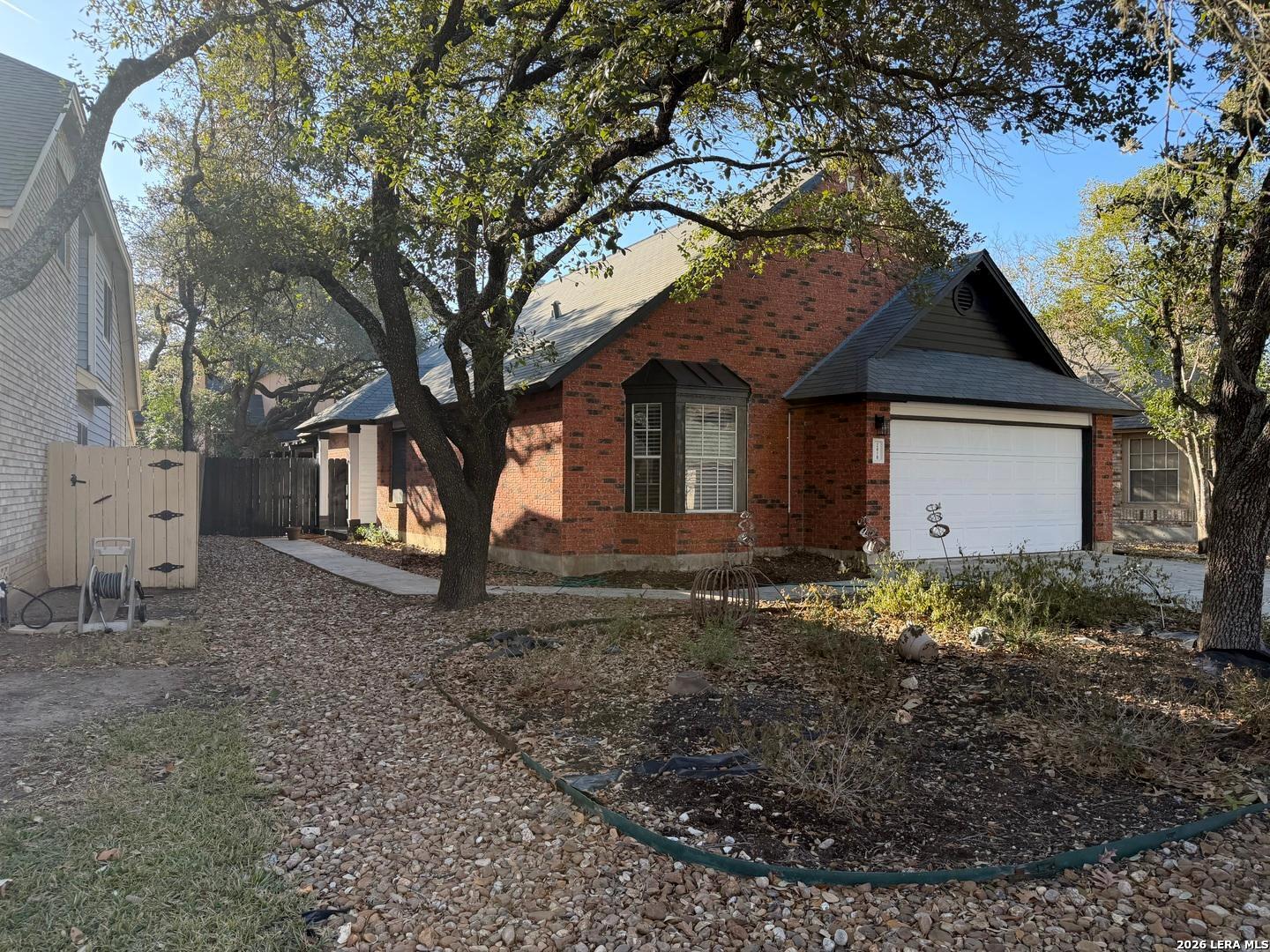 2410 Pendant Oak San Antonio TX 78232