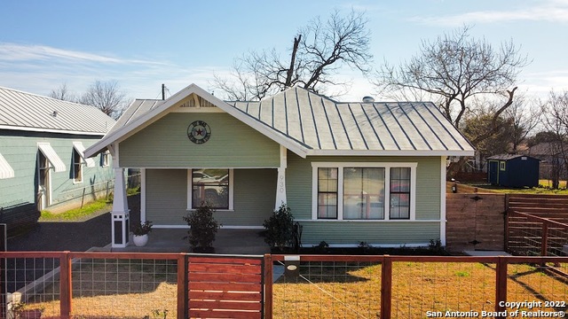 930 W Lullwood Avenue San Antonio TX 78201