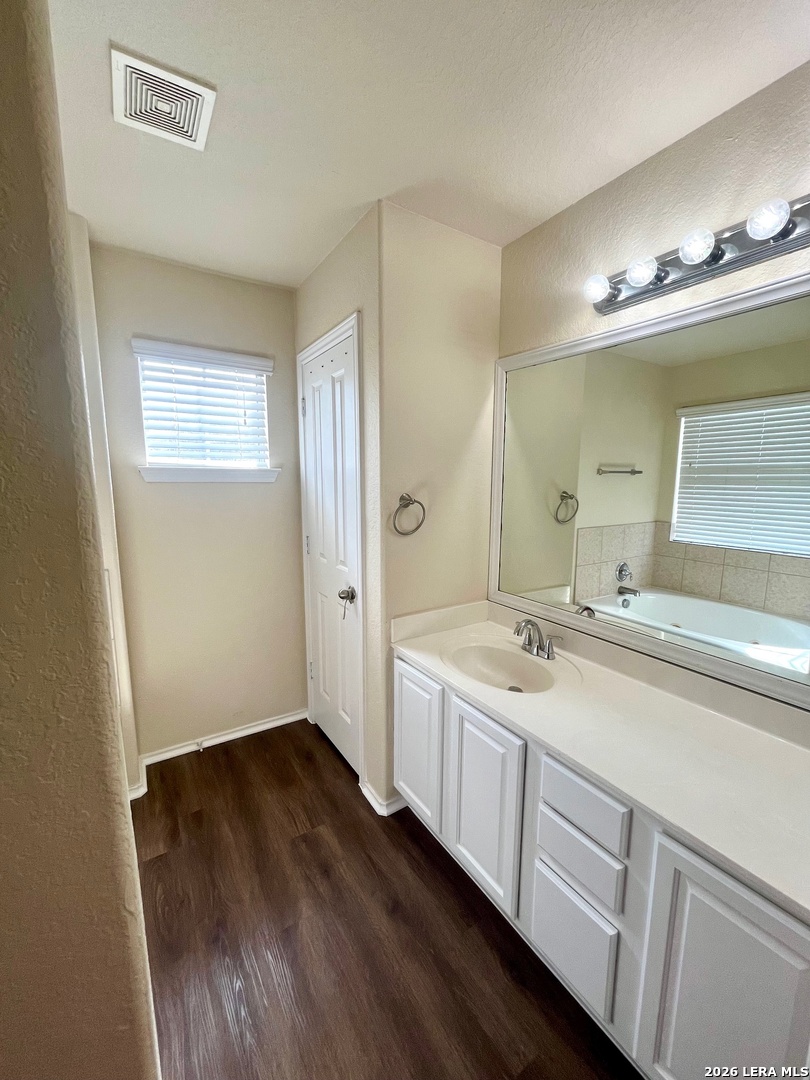 803 Anarbor Post San Antonio TX 78245