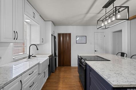 1310 Carol Ann Drive Kerrville TX 78028
