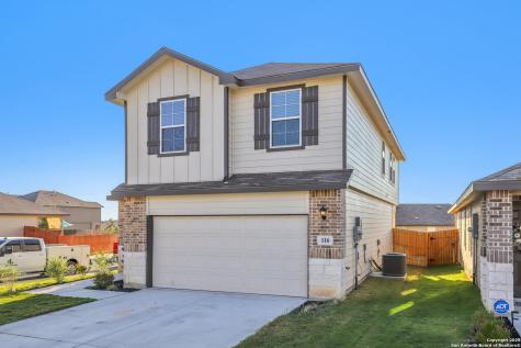 116 Middle Green Floresville TX 78114