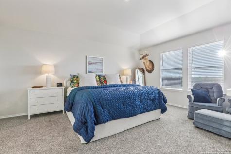 116 Middle Green Floresville TX 78114