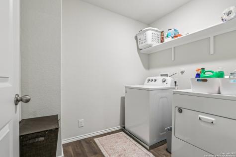 116 Middle Green Floresville TX 78114