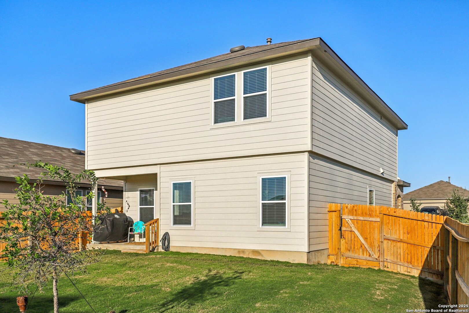 116 Middle Green Floresville TX 78114